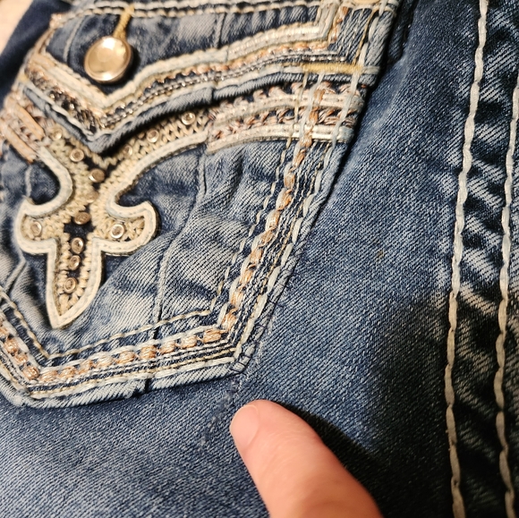 For reference only - Picture 3 of 6